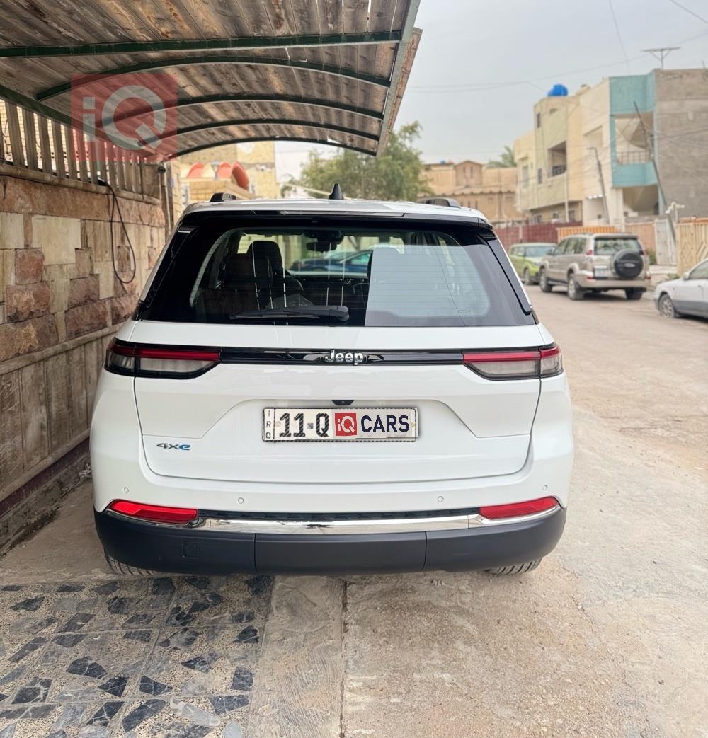 جيب جراند شيروكي